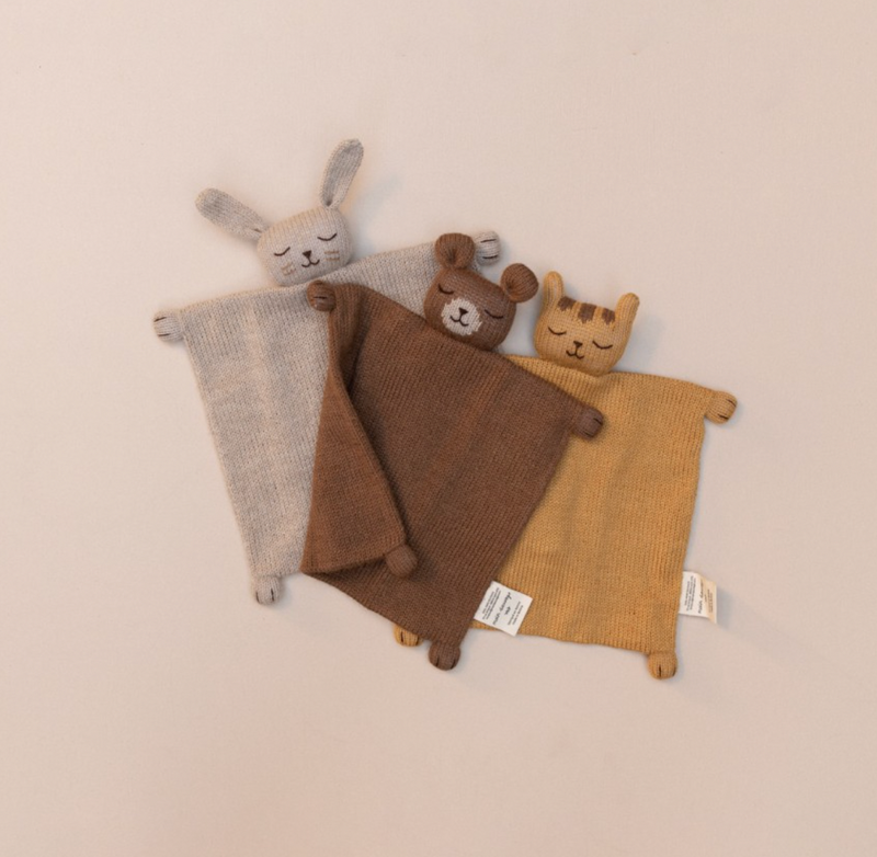 Knit cuddle cloth 安撫巾 | teddy