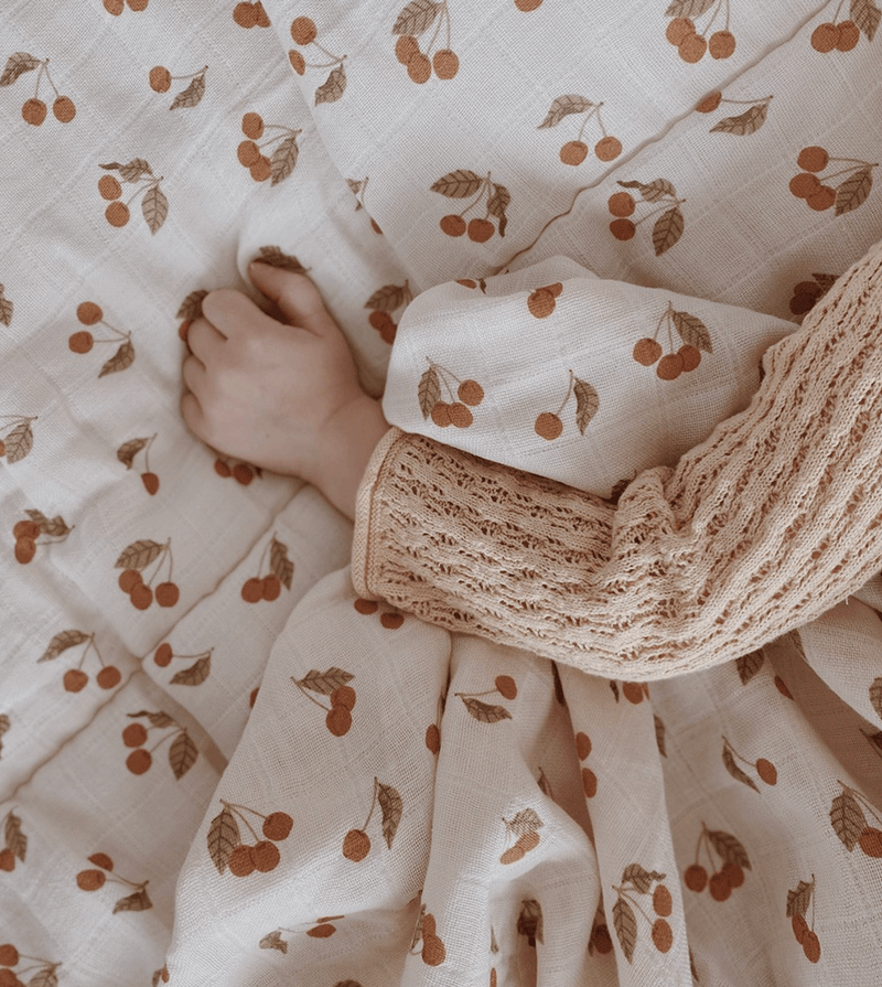 Muslin swaddle blanket 紗巾 | cherry